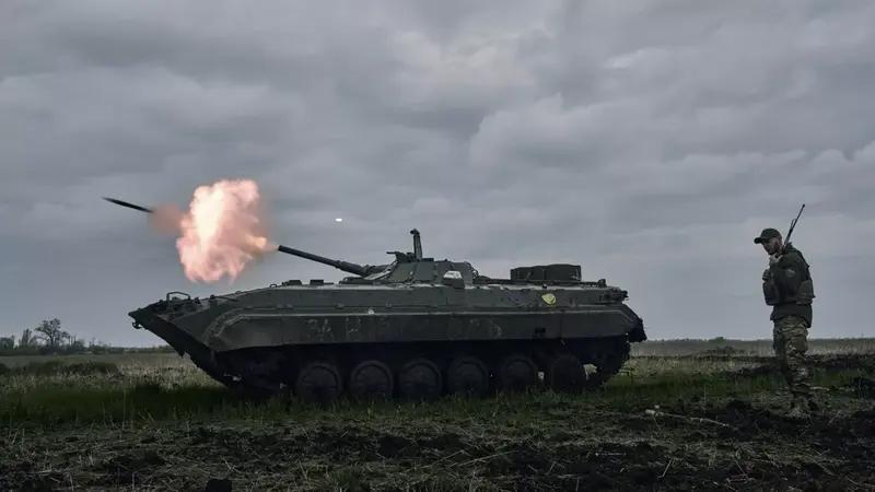 Russia's Win in Avdiivka, But at a Loss of 200 Tanks